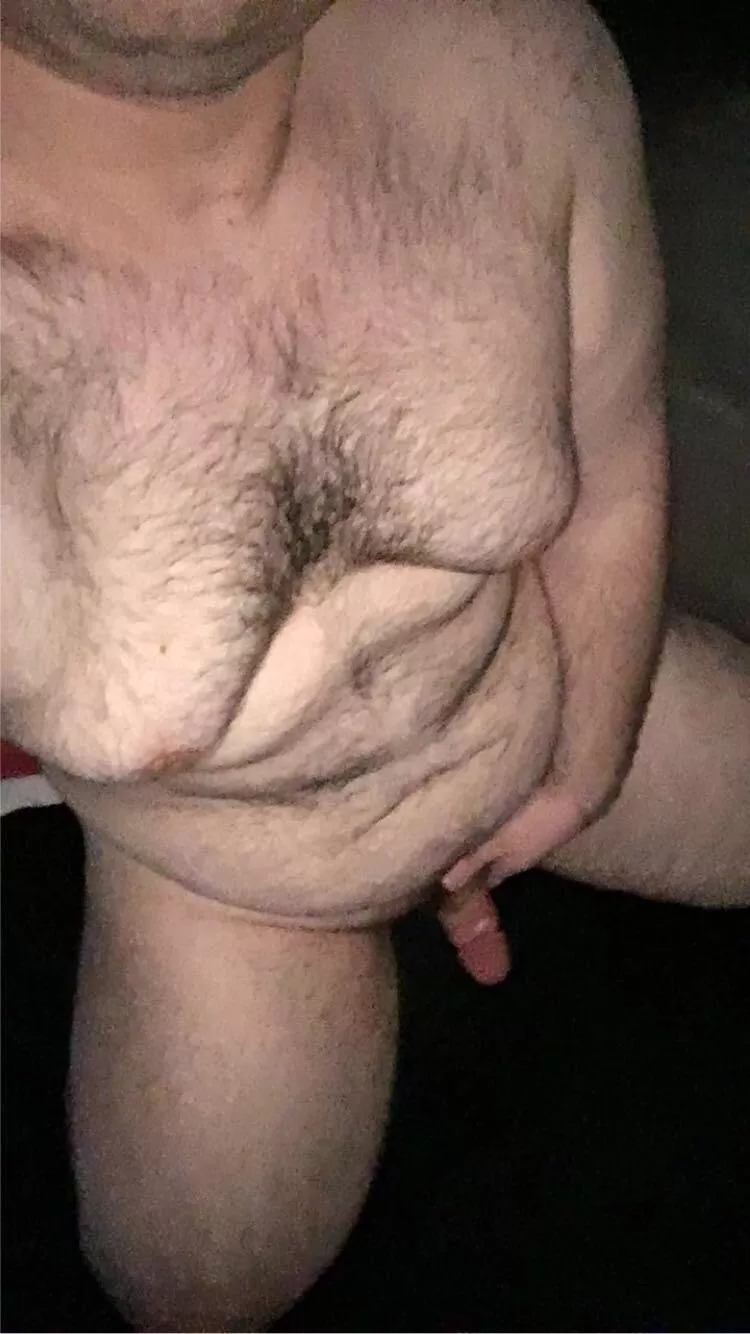 26 🐻 looking for fun. All welcome. Face +++ Snapchat: hmtkmc 🇩🇪🇹🇷