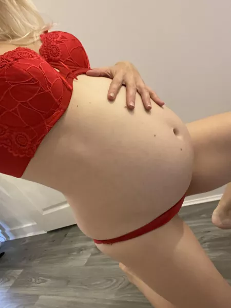 26 weeks preggo babe letβs have some fun 26 weeks preggo babe letβs have some fun