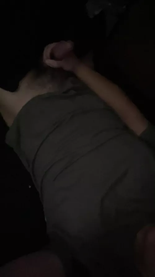 260 lbs 5’11, dm me for the vid