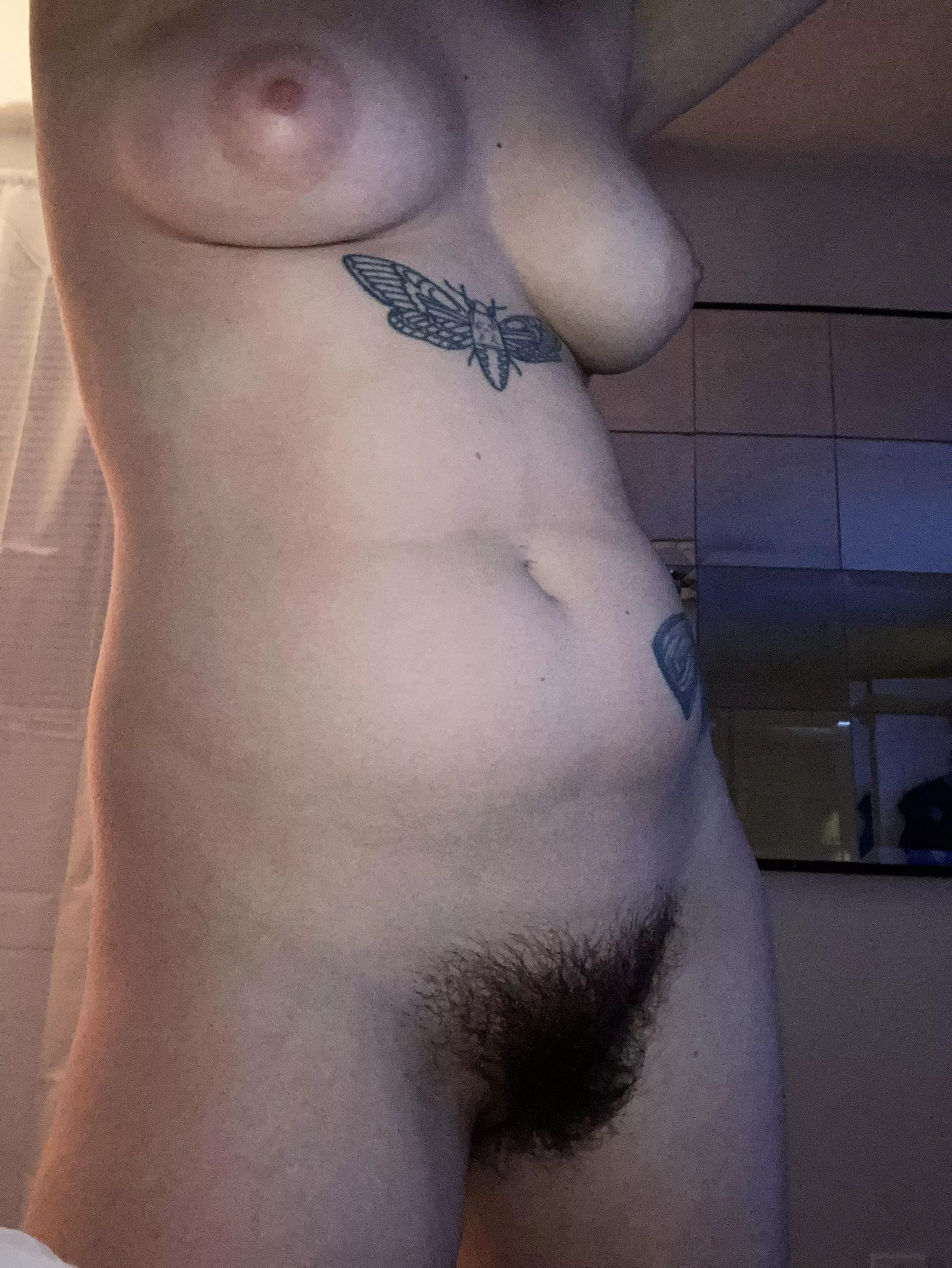 26F. I am 5’4 and 130lbs 😋