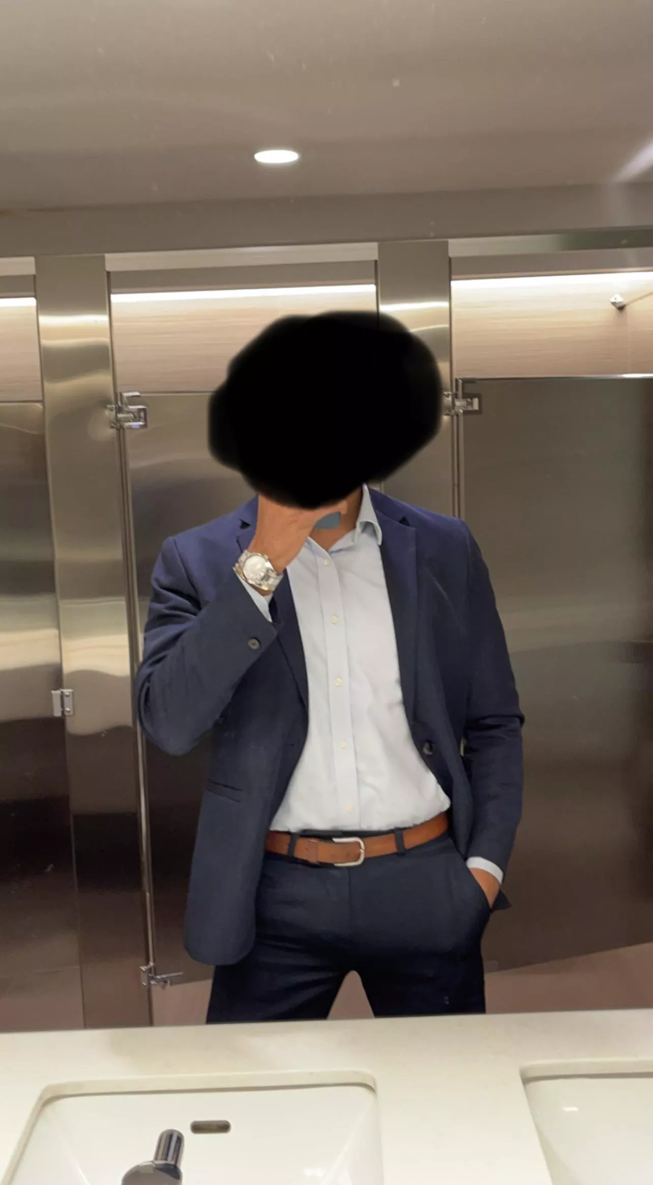 27 6’1 — had a few meetings today