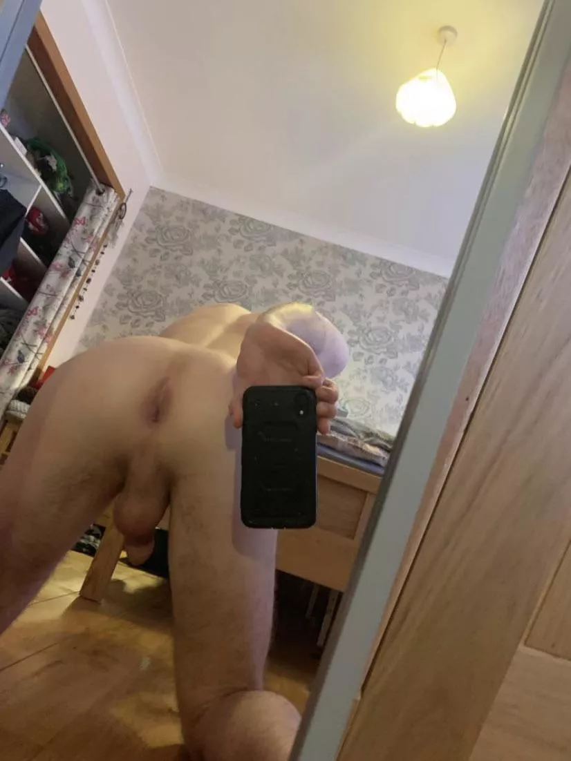 [27] I just need a dick pic 😛 send your best and imagine you were sliding in here 😈ghosty2273