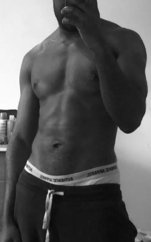 27 kinky Dom, need a sub to abuse - DM is open