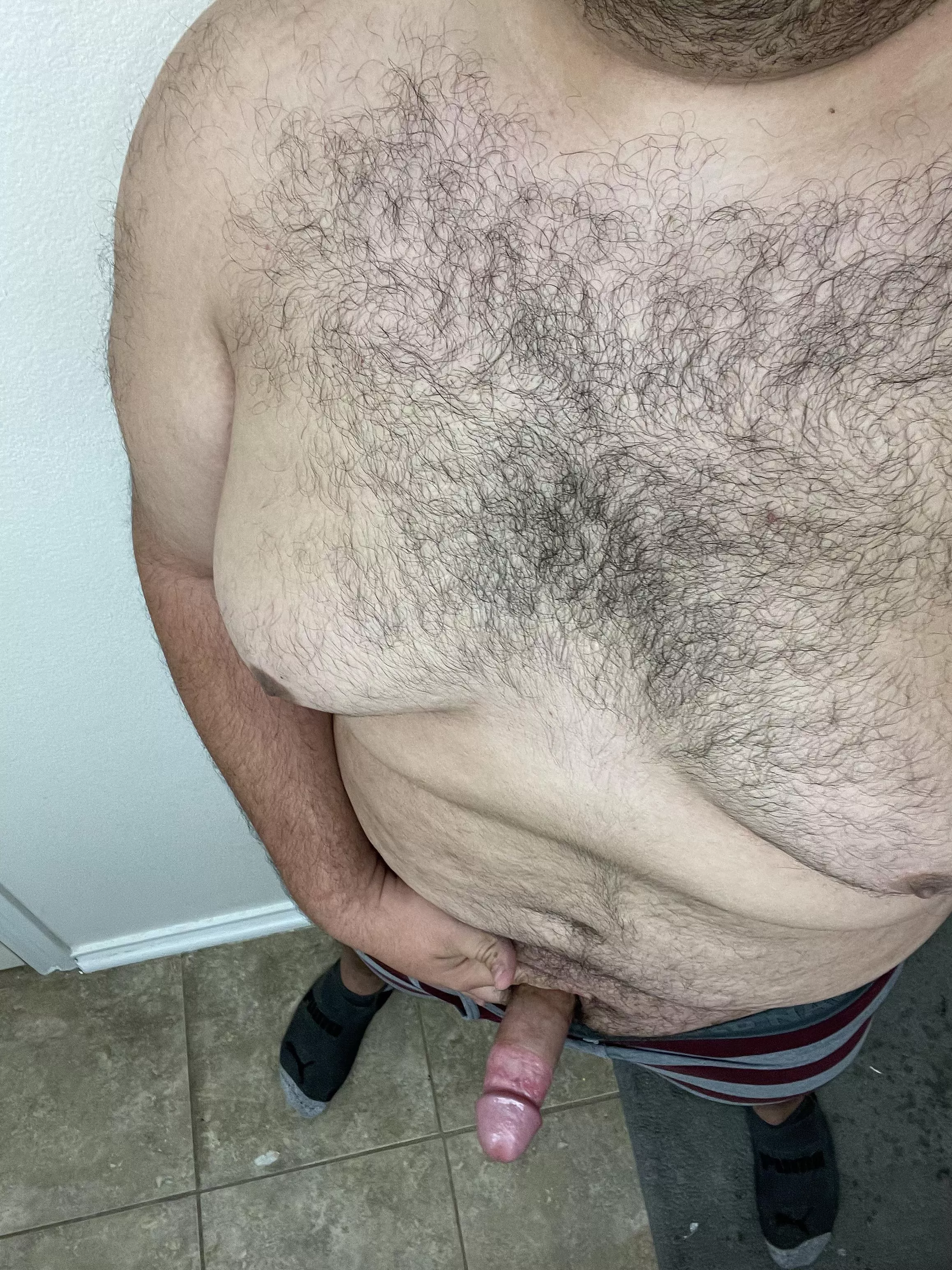 27 M Austin - How do y’all feel about big guys, 300+ ;) HMU if you wanna chat. SC: OhMyGoshJ0sh