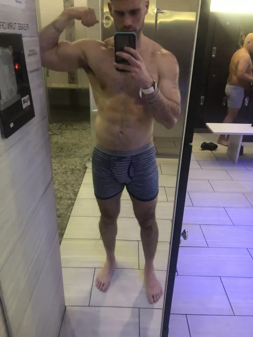 27M. Where would you lick first 😜