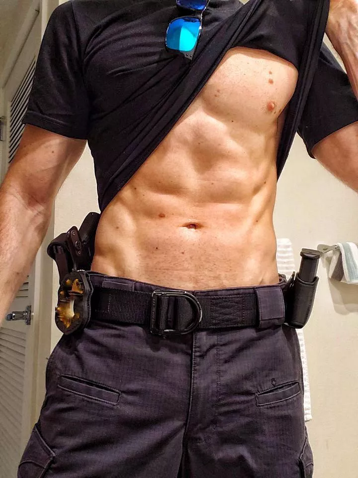 28 police muscle 28 police muscle