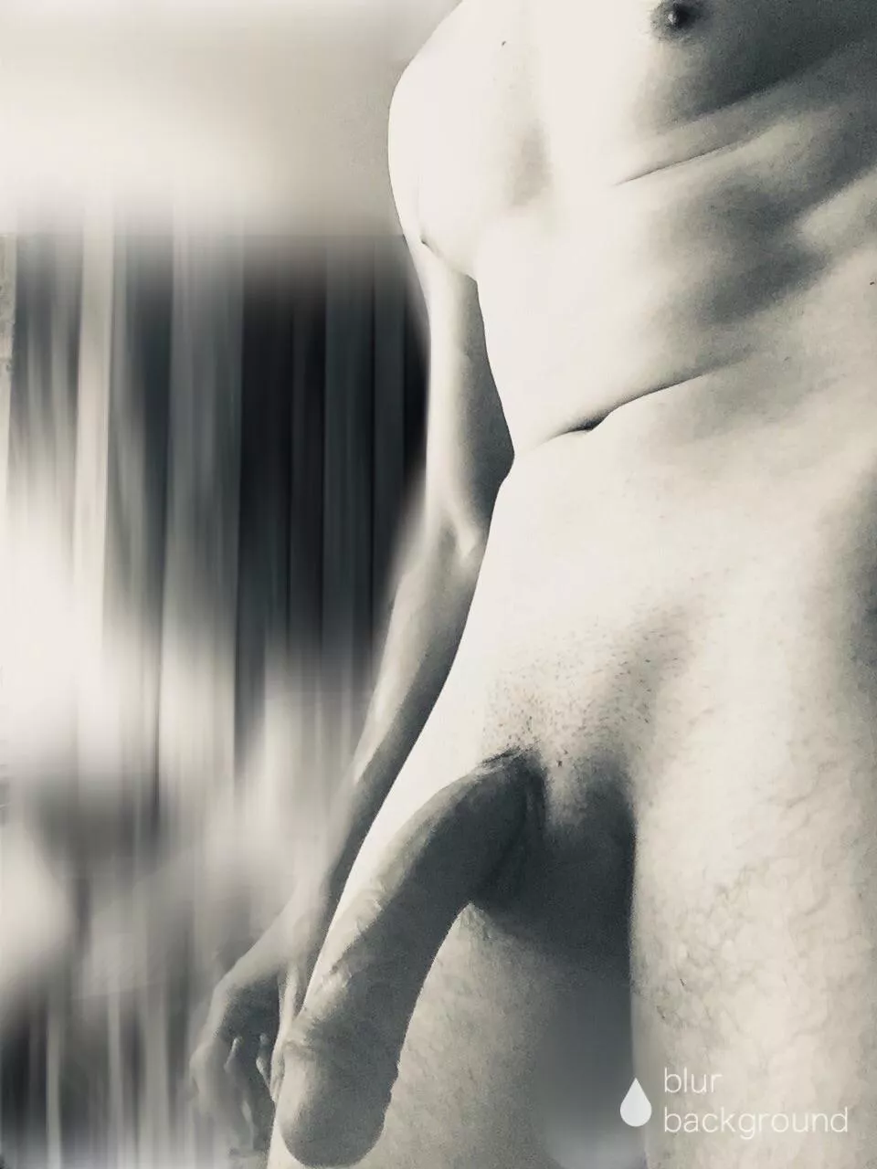 28M Fit, and Well Hung Mixed Bull seeking a Hotwife