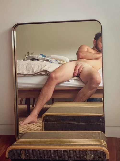 (29/5’11”/176) feeling good about my first post. Just had a shower and a shave. I think this is a more flattering shot.