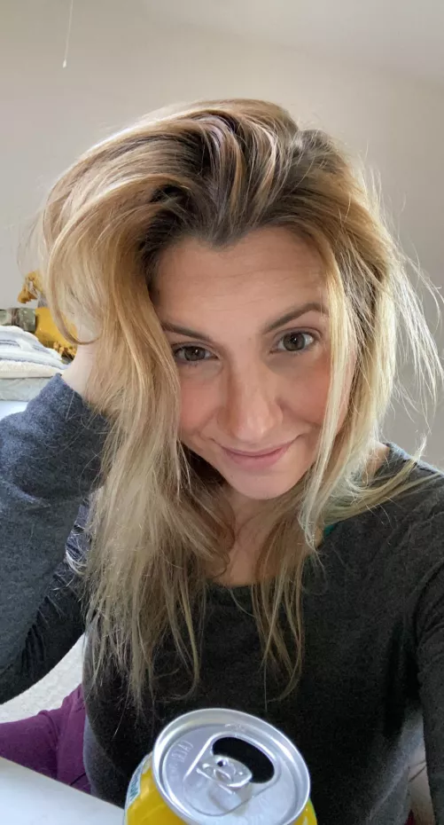29F Working from home 29F Working from home