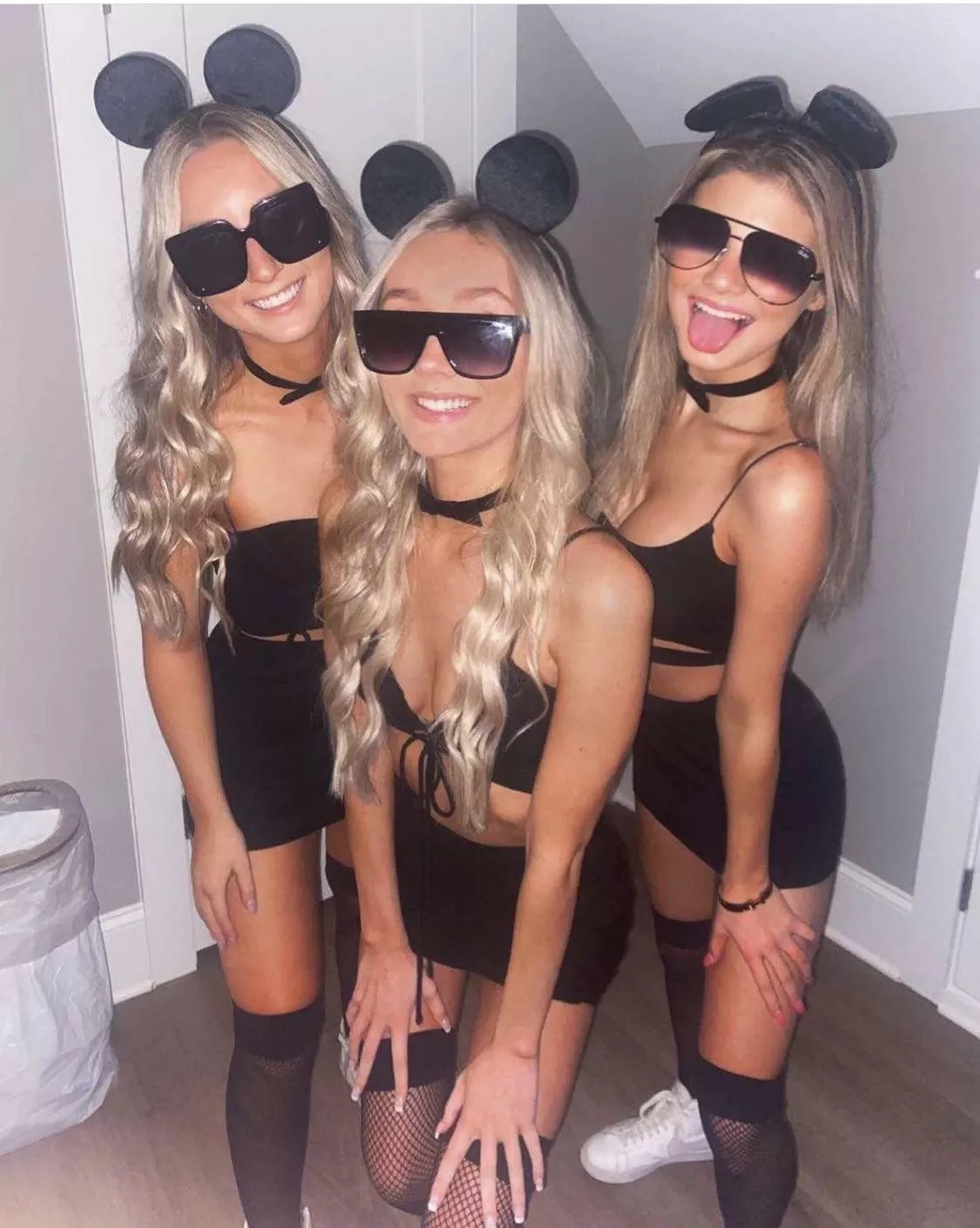 Sexy 3 blind mice