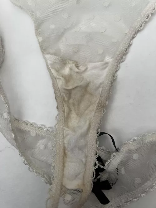 3 days worn! Who wants it?