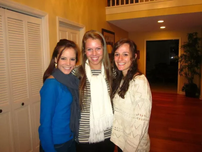 [3] friends, dm open