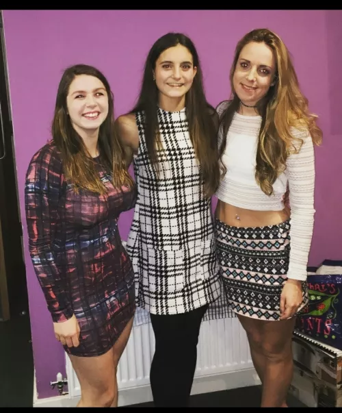 3 girls ready for a nightout