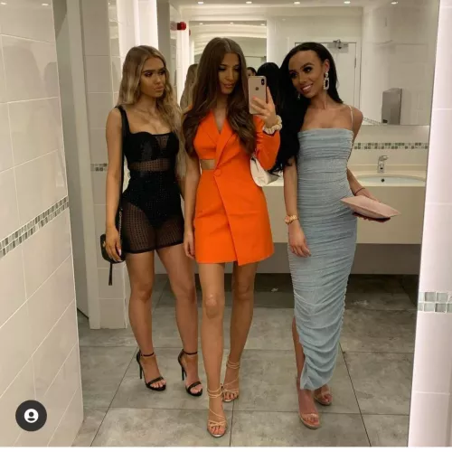 3 gorgeous girls 3 gorgeous girls