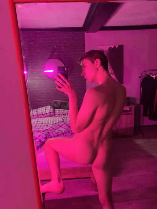 3 photos per day