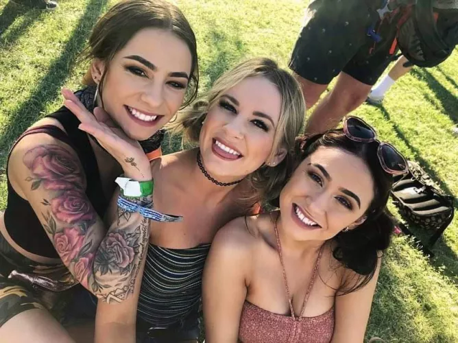 [3] which sister are you picking?