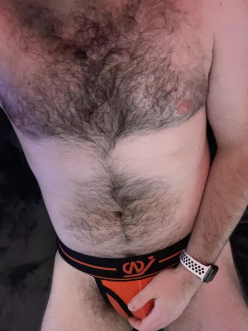 30 avg body, hairy, bttm. Pics on profile. Spun and horny. Any freaky tops? Snap? b214504 Hmu 😈😈