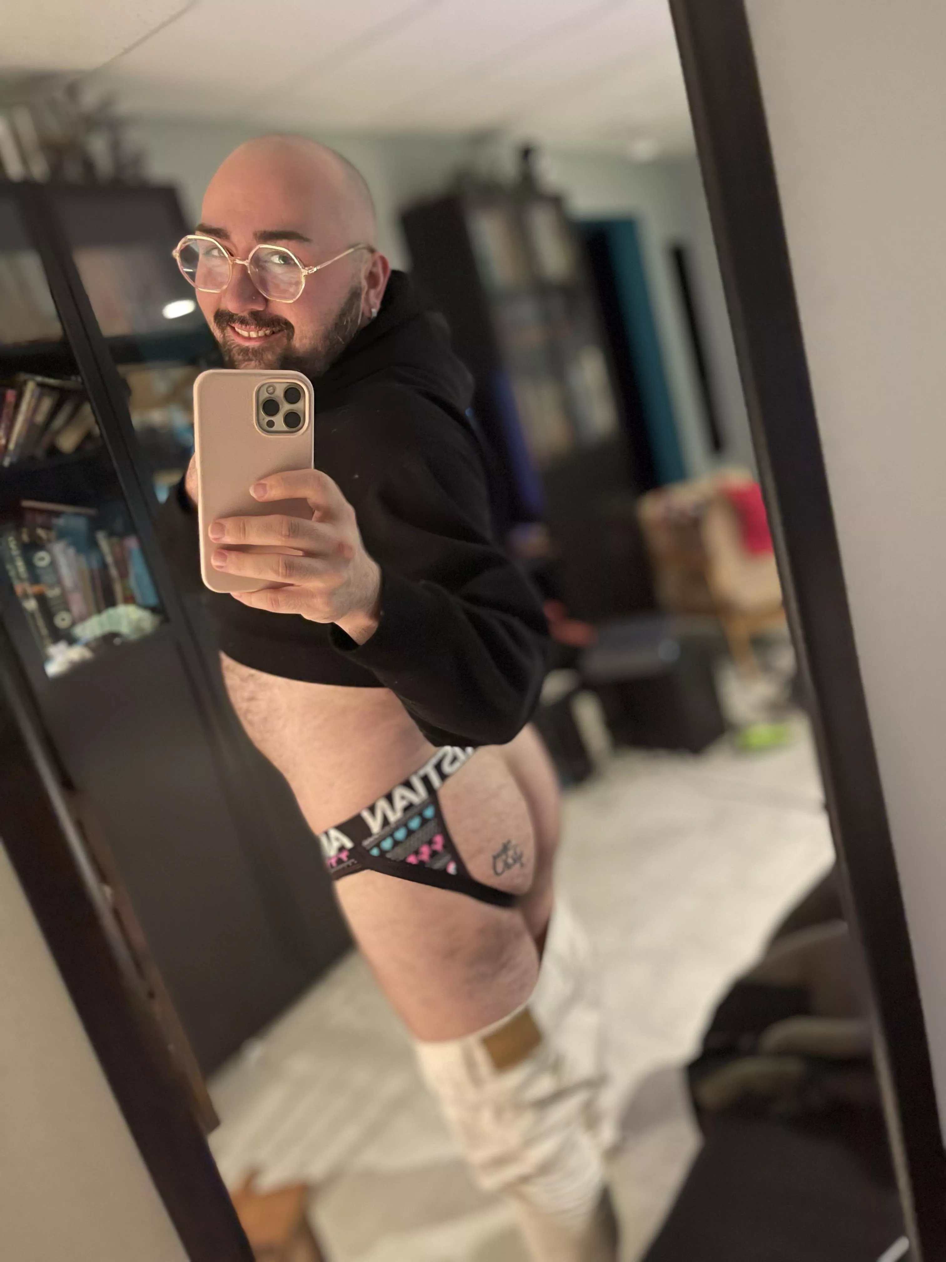 30 m | happy vday y’all 😘 | hmu carrett_garr on snap