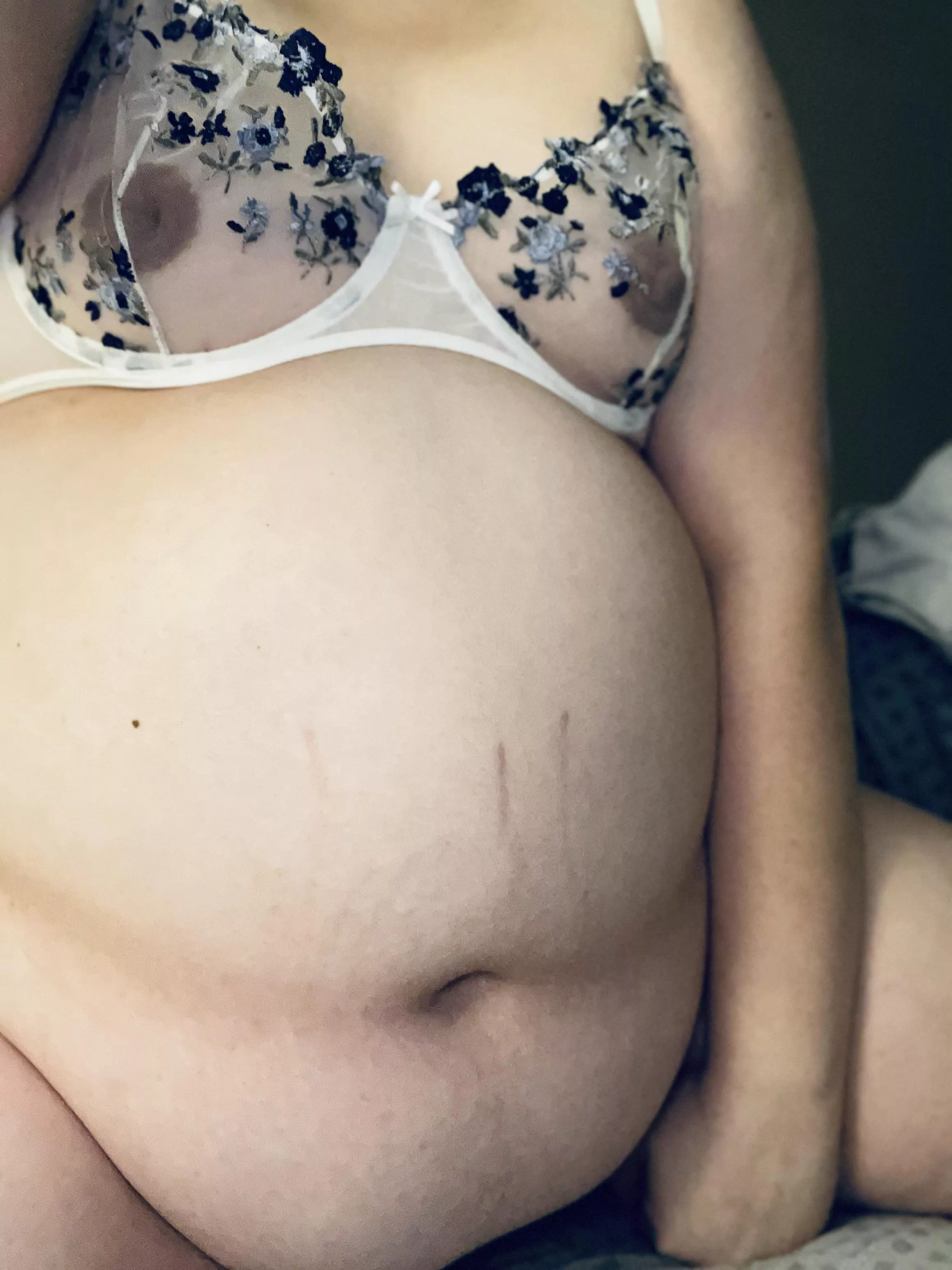 30 weeks tomorrow and my nipples just keep getting darker 30 weeks tomorrow and my nipples just keep getting darker