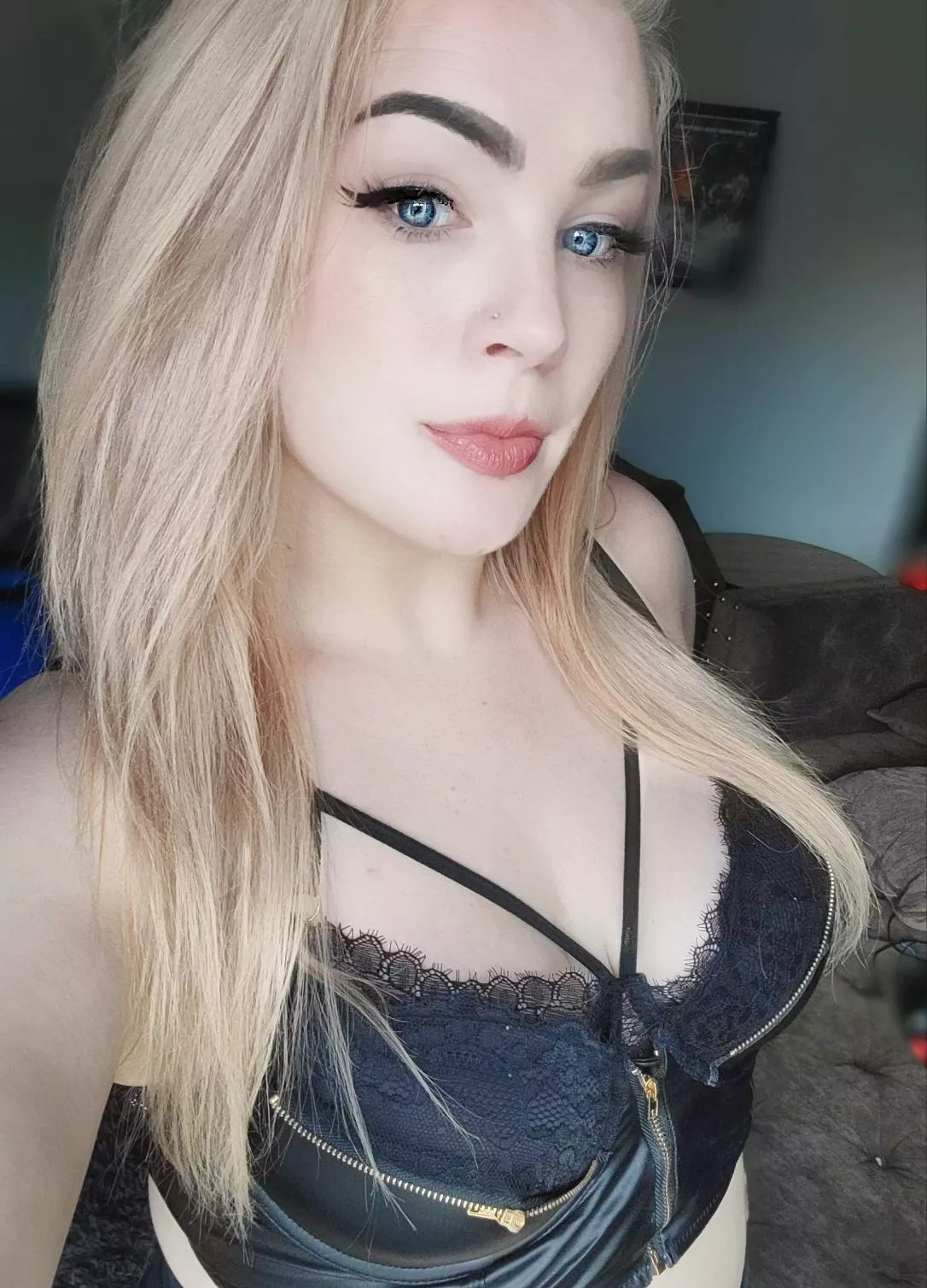 30F I need my MILF award! No one has called me one irl yet