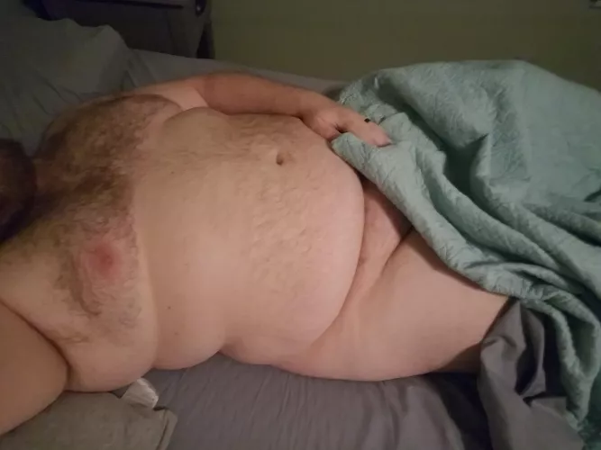 30M 'straight' married submissive feeling curious... DMs open.