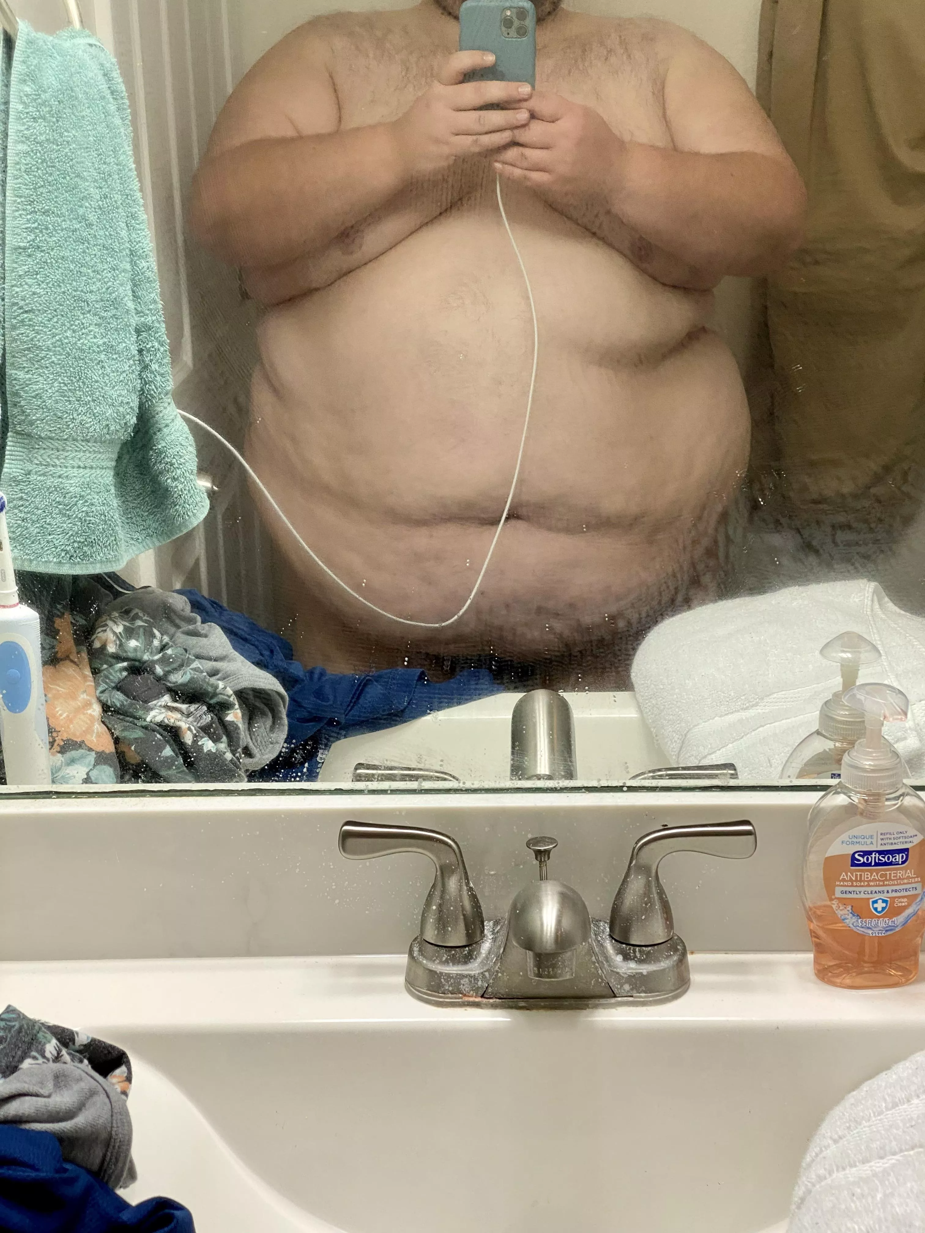 30M-Big dad here taking a mirror selfie. Come say hello!