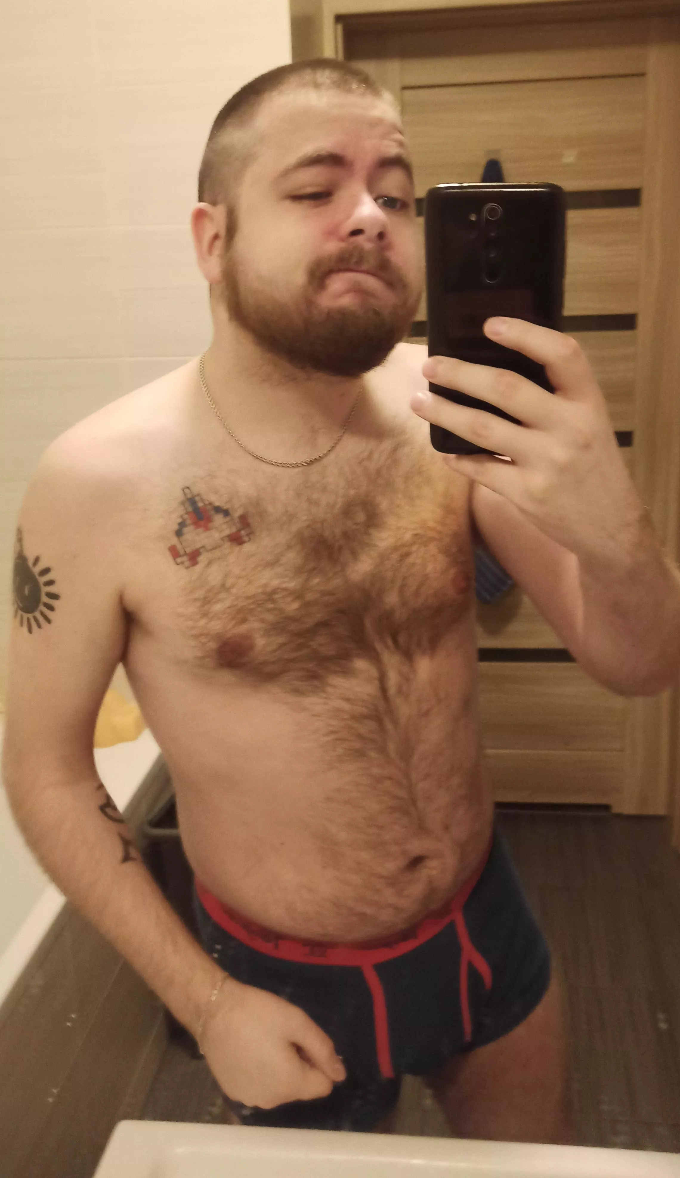 31, hairy kinky guy here, hmu