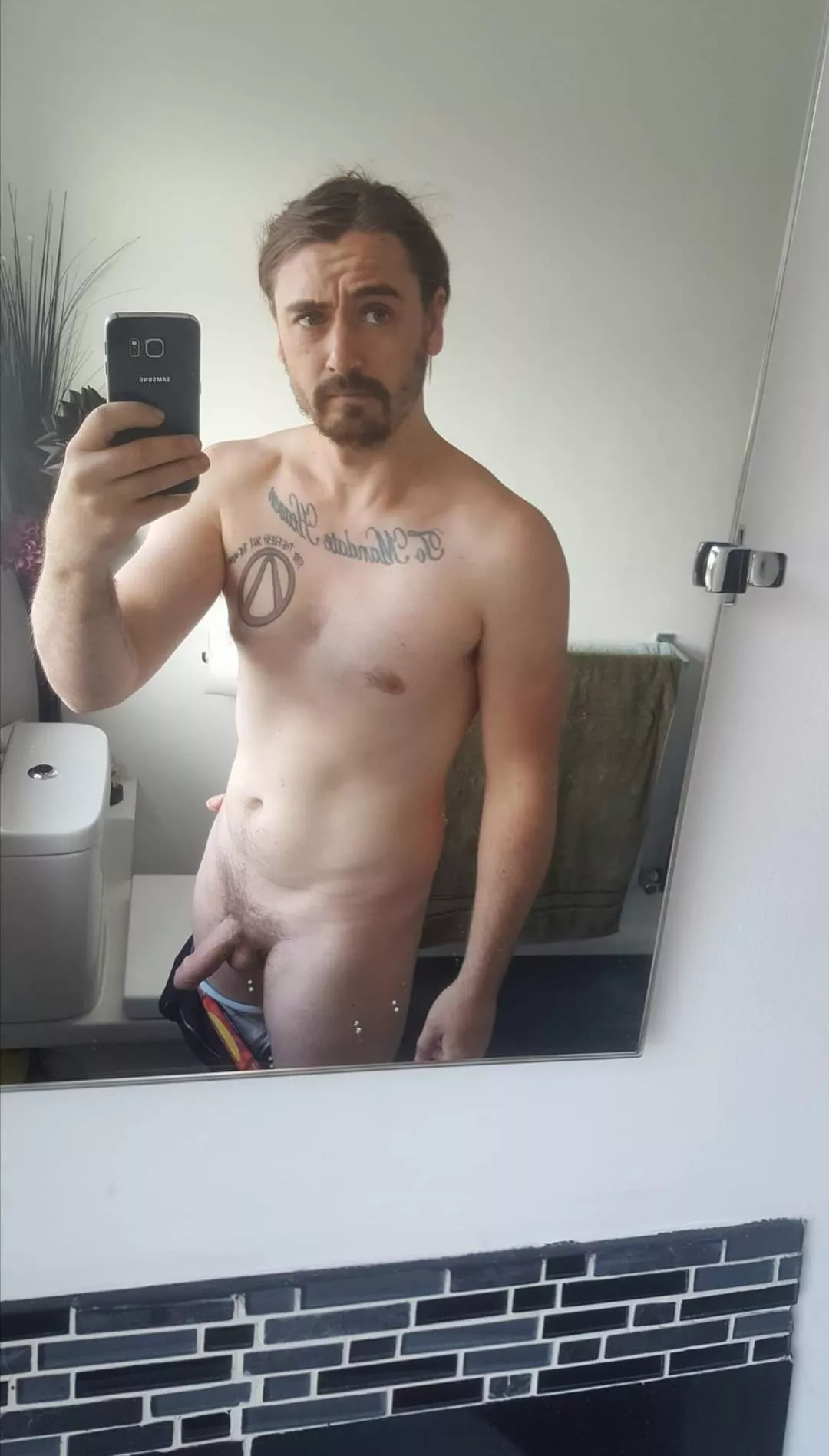 31 (M) UK, isolation has got me bored, so let's do this