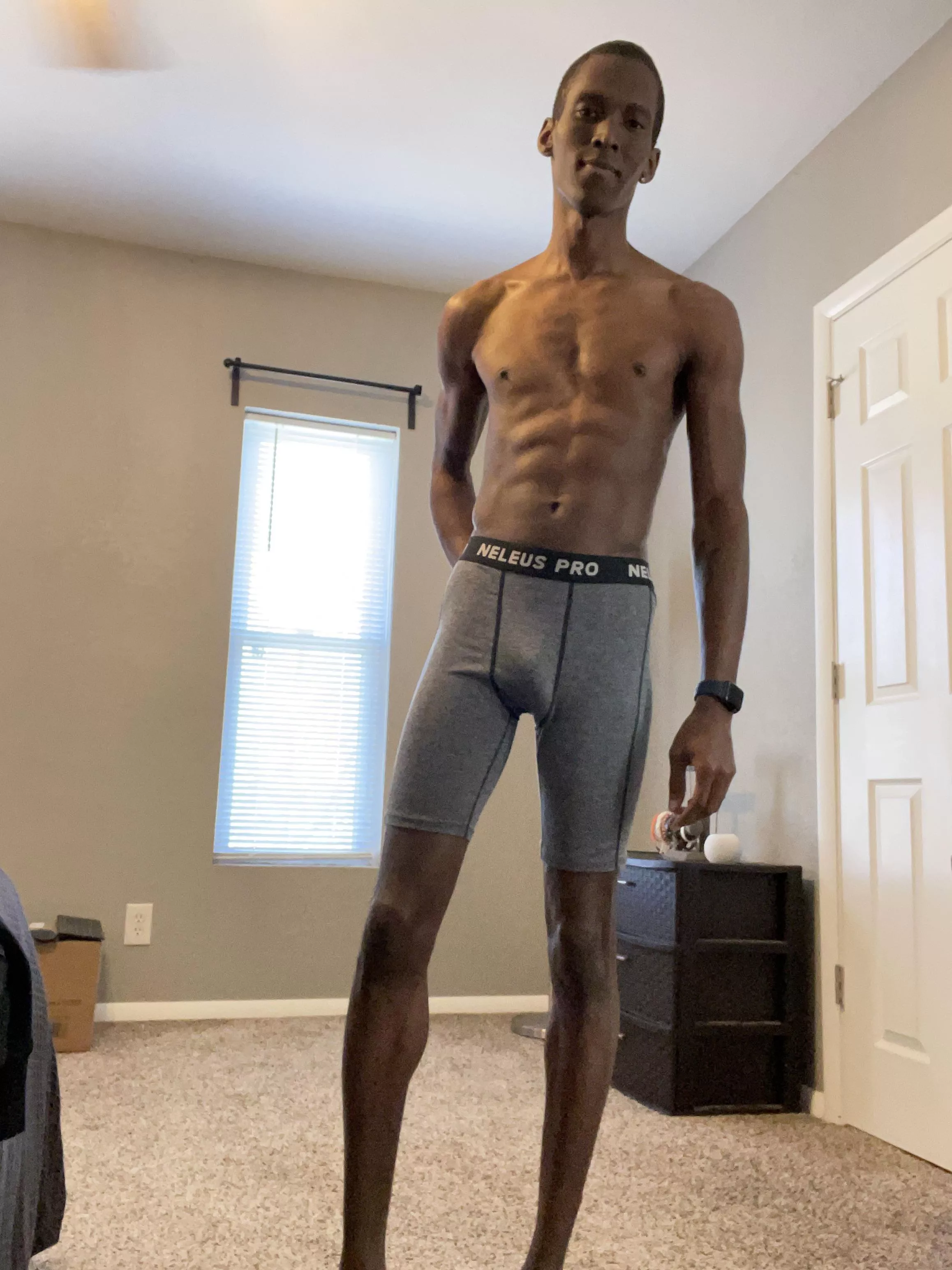 [32] ⬇️ Still looking for a husbear