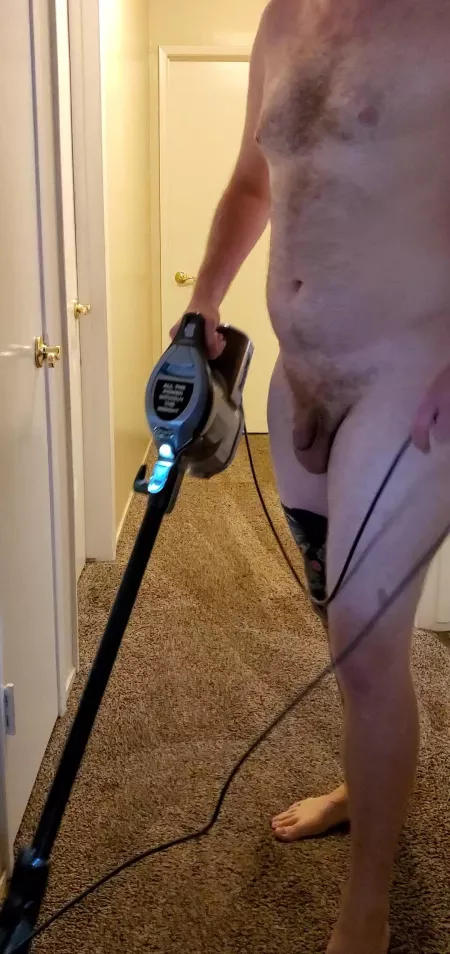 (3/3) Just a cub cleaning his den, nothing out of the ordinary here π M 33 norcal