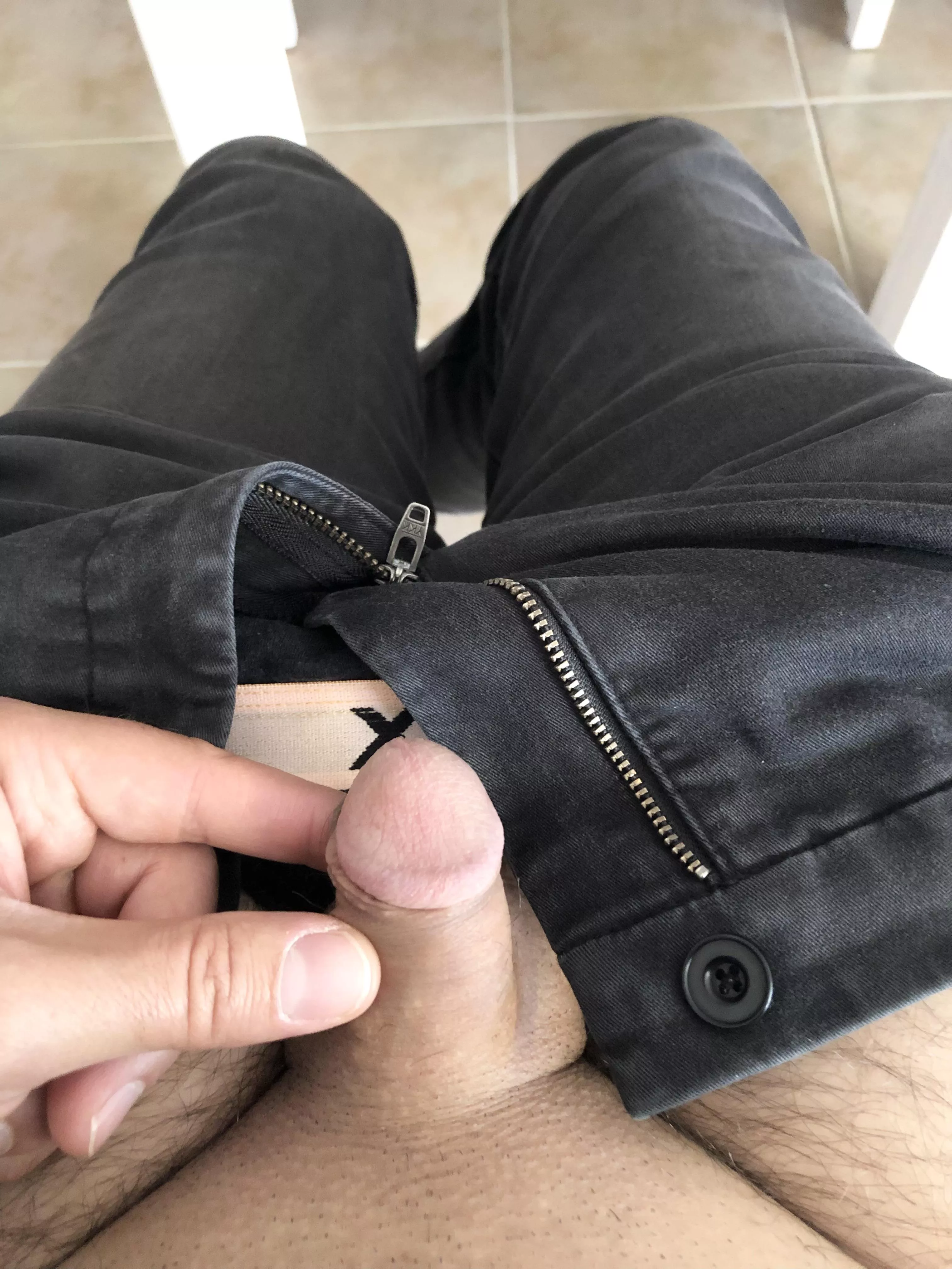 (33) Peek-a-boo! (33) Peek-a-boo!