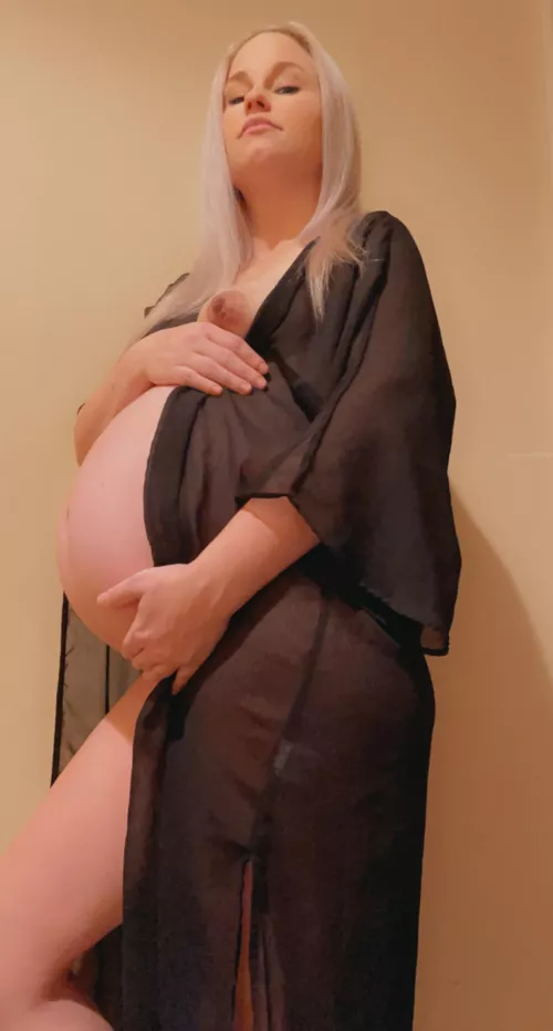 33 weeks pregnant come play with me. 33 weeks pregnant come play with me.