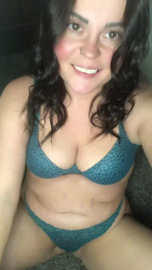 33/F/milf π