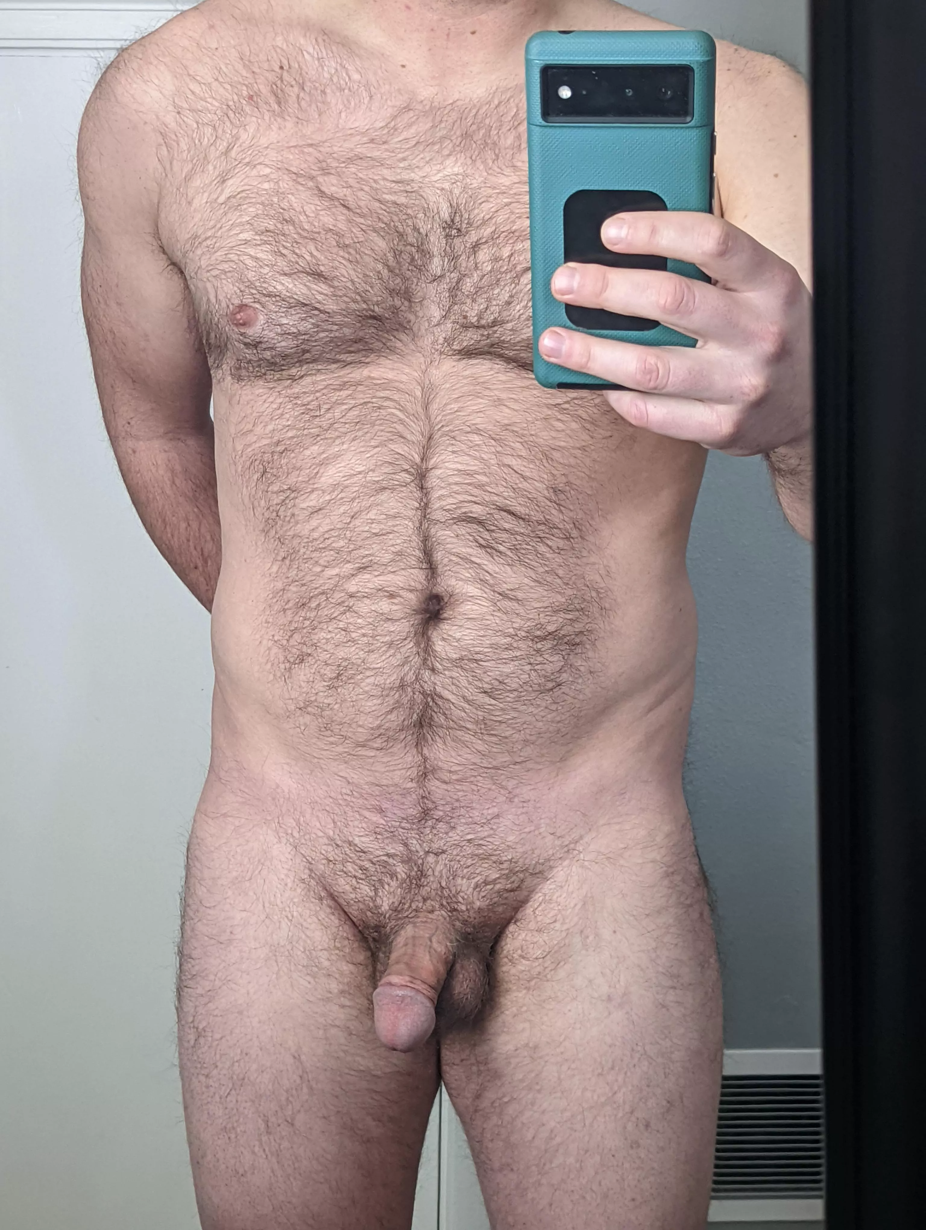 33m, 5'10, 180- nice to just be naked