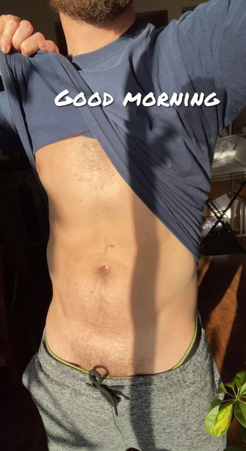 34 M - Daddy’s home alone today…