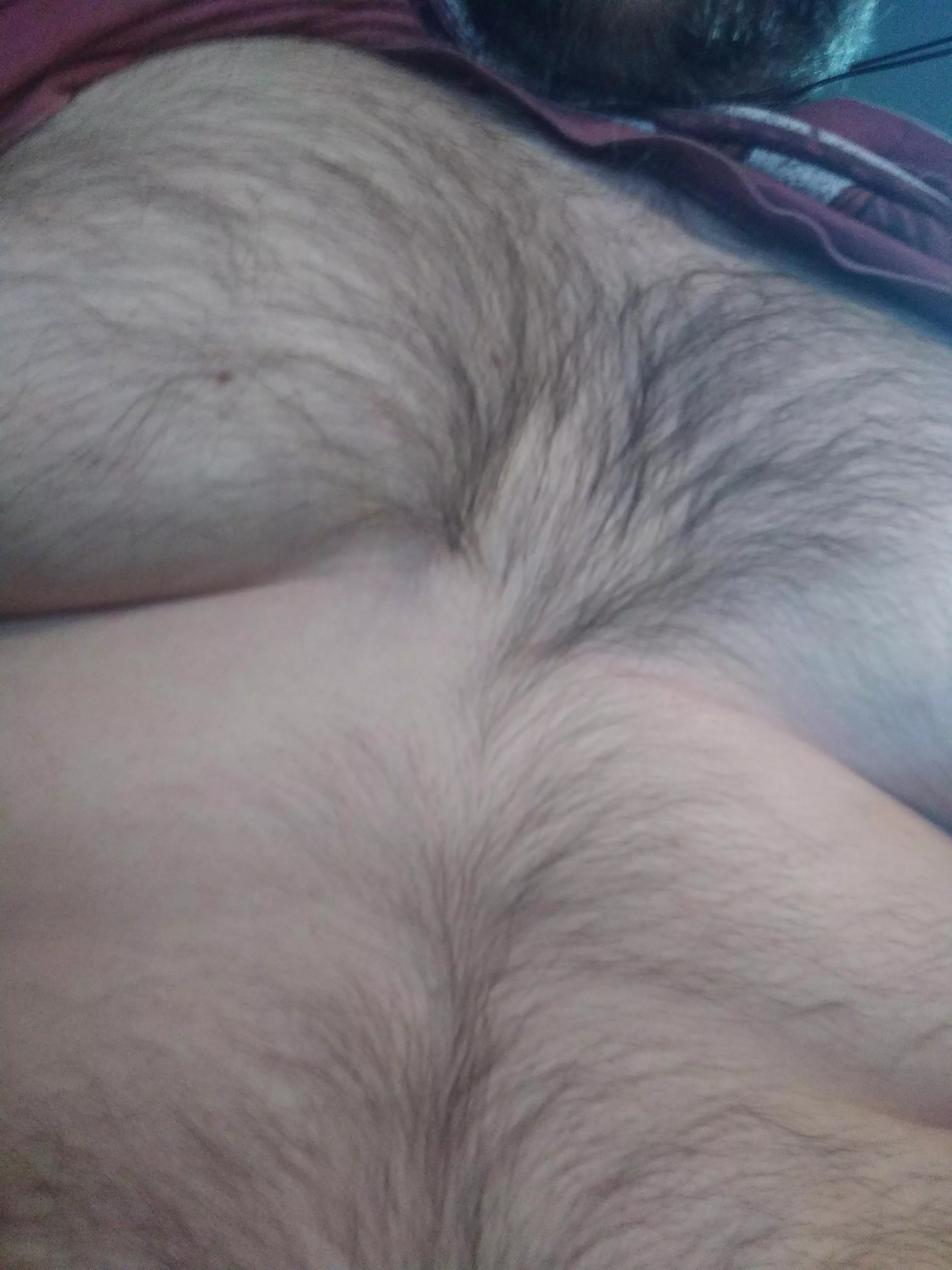 34yo here. Any older like to chat :) 34yo here. Any older like to chat :)