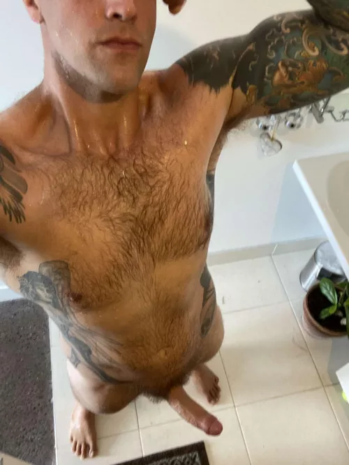 (35) 6’5” tall kiwi dad (35) 6’5” tall kiwi dad