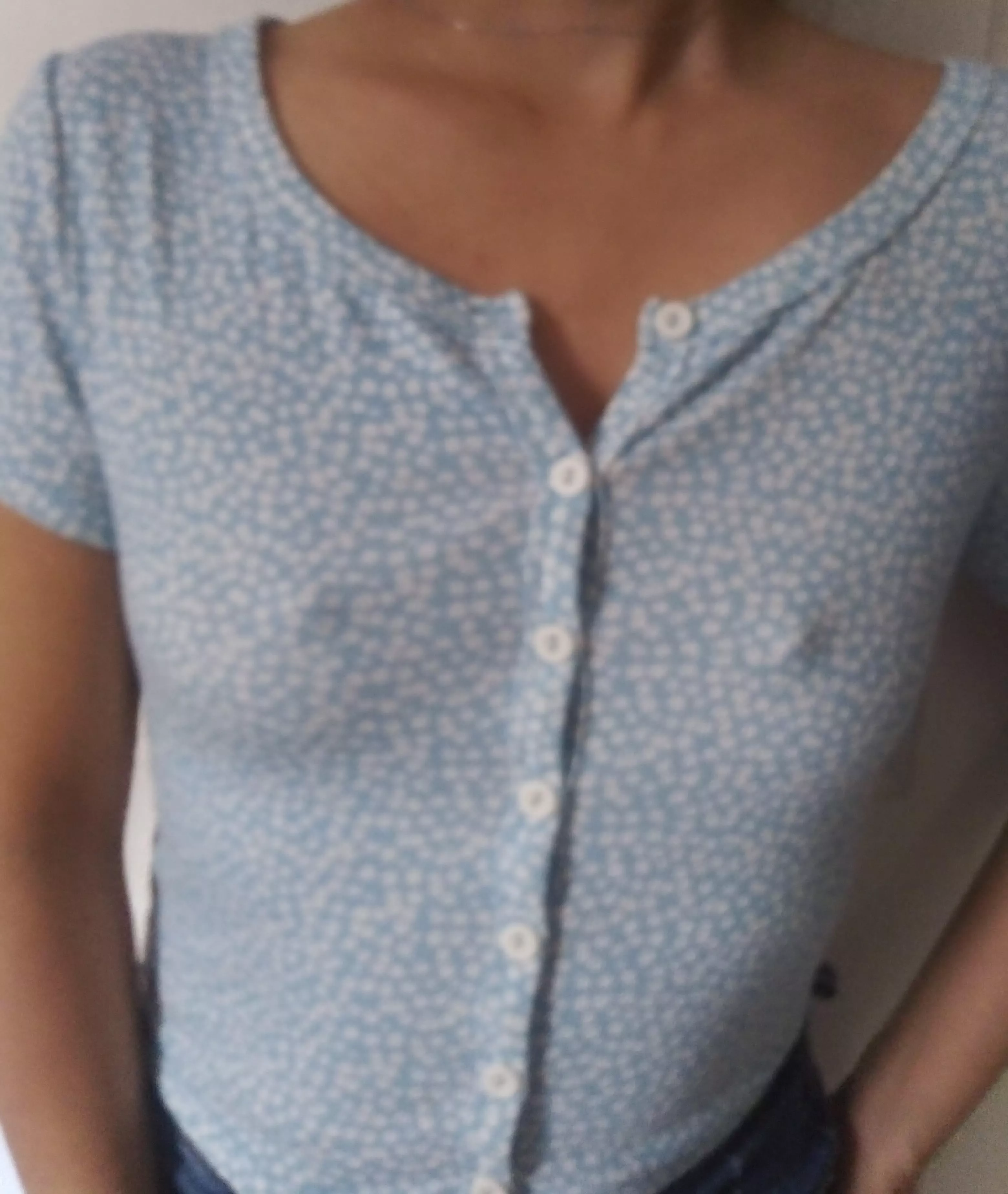 35 yo mom. The outfit I'm wearing to get my first tattoo today. I know they wont be bothered but still makes me hot. 35 yo mom. The outfit I'm wearing to get my first tattoo today. I know they wont be bothered but still makes me hot.