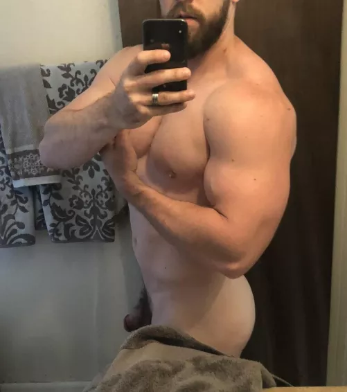 (36) dad of one could you help get my cock hard? (36) dad of one could you help get my cock hard?