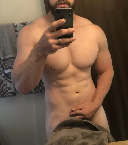 (36) looking for someone to show my dad bod a good time. You up for it? (36) looking for someone to show my dad bod a good time. You up for it?