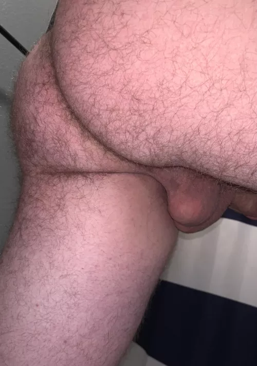 37. Monday booty