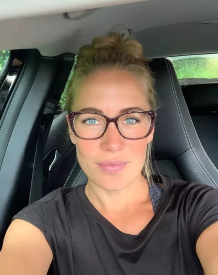 (38)It doesnβt have to be rude to be cheeky, right?