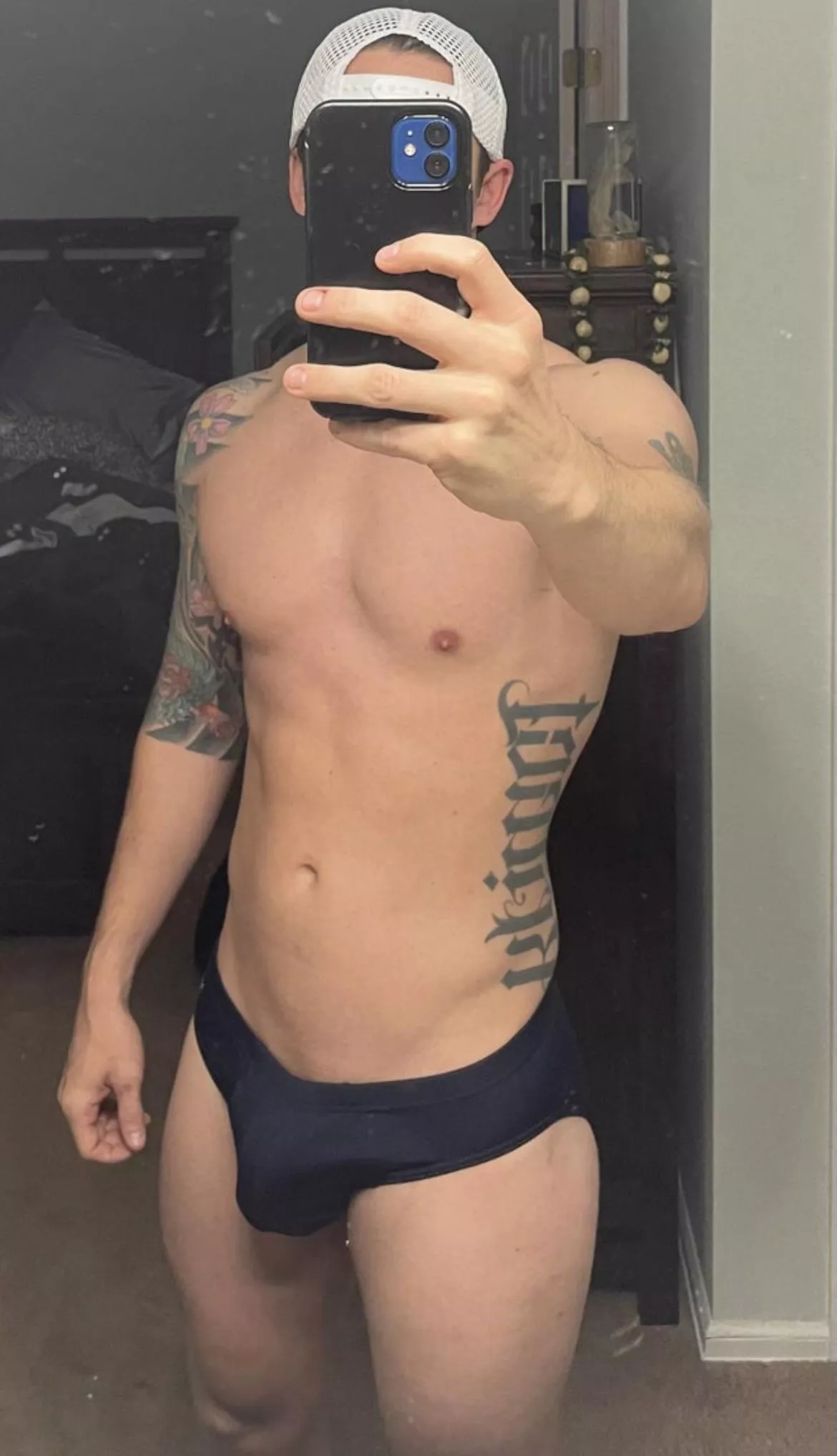 38M. Getting ready for the gym…