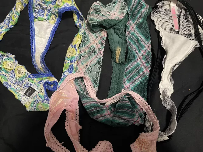 4 Moms, 1 worn thong from each