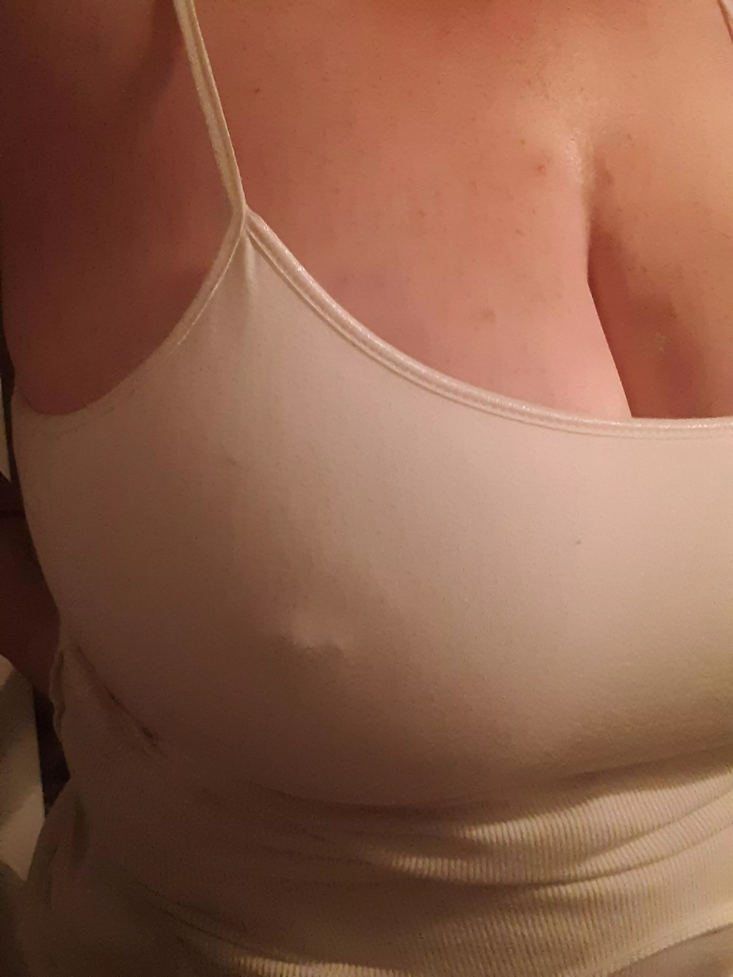 40 FM 4 M/MF/F east coast AMA 40 FM 4 M/MF/F east coast AMA