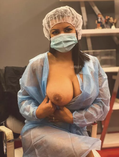 40yo nurse, I would fuck everyone who likes my big veiny tits 🤪 40yo nurse, I would fuck everyone who likes my big veiny tits 🤪