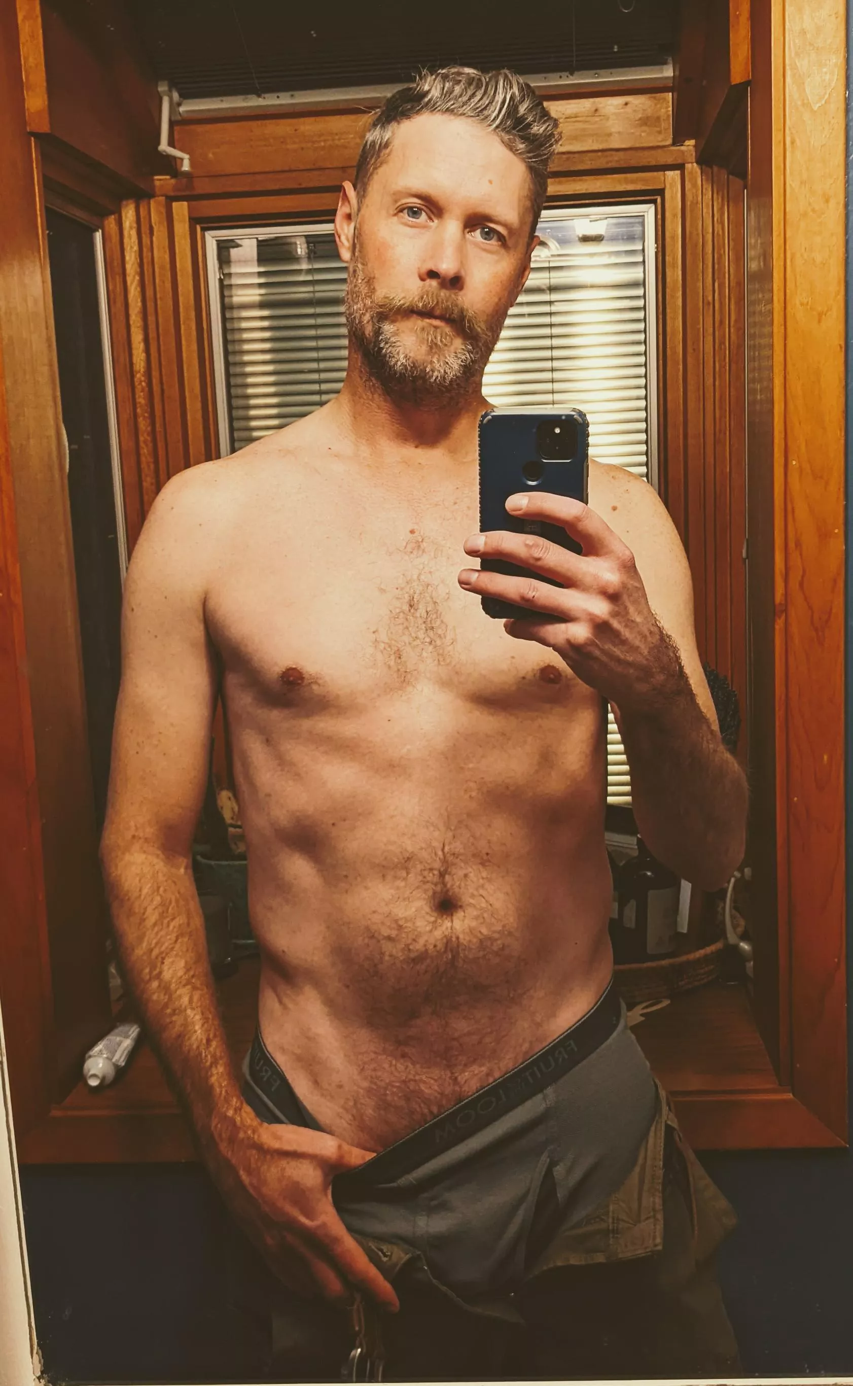 [41] any ladies up for some show and tell?