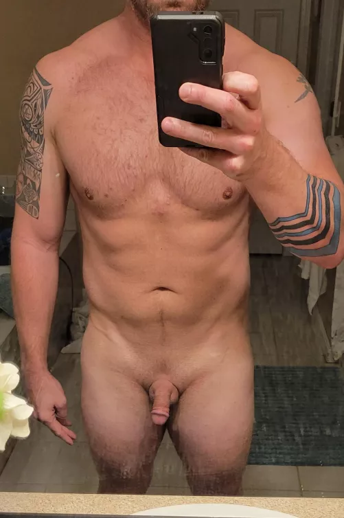 (41) m dad of two... How is my dad bod?