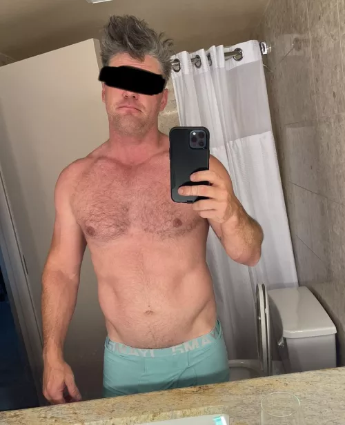 (41) Sporting the fancy bed head hair look today