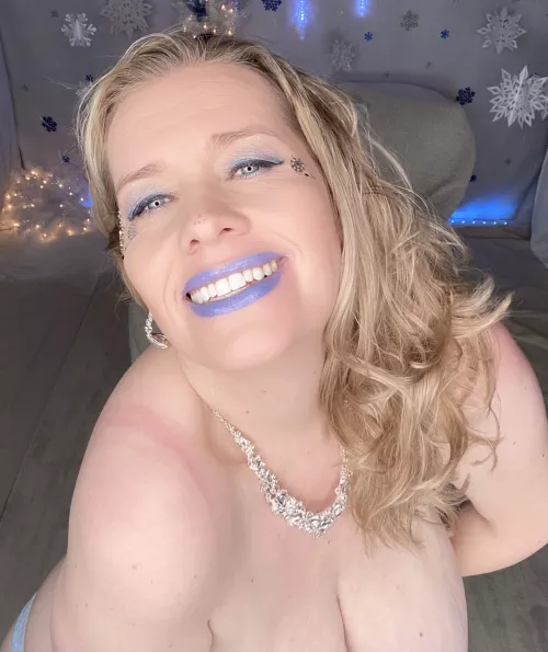 (42) I love to dress up (and then get naked) 💋